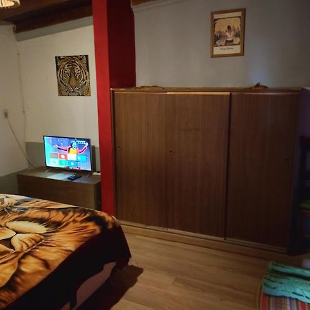 Dpto Bbb Apartment Zapala Bagian luar foto
